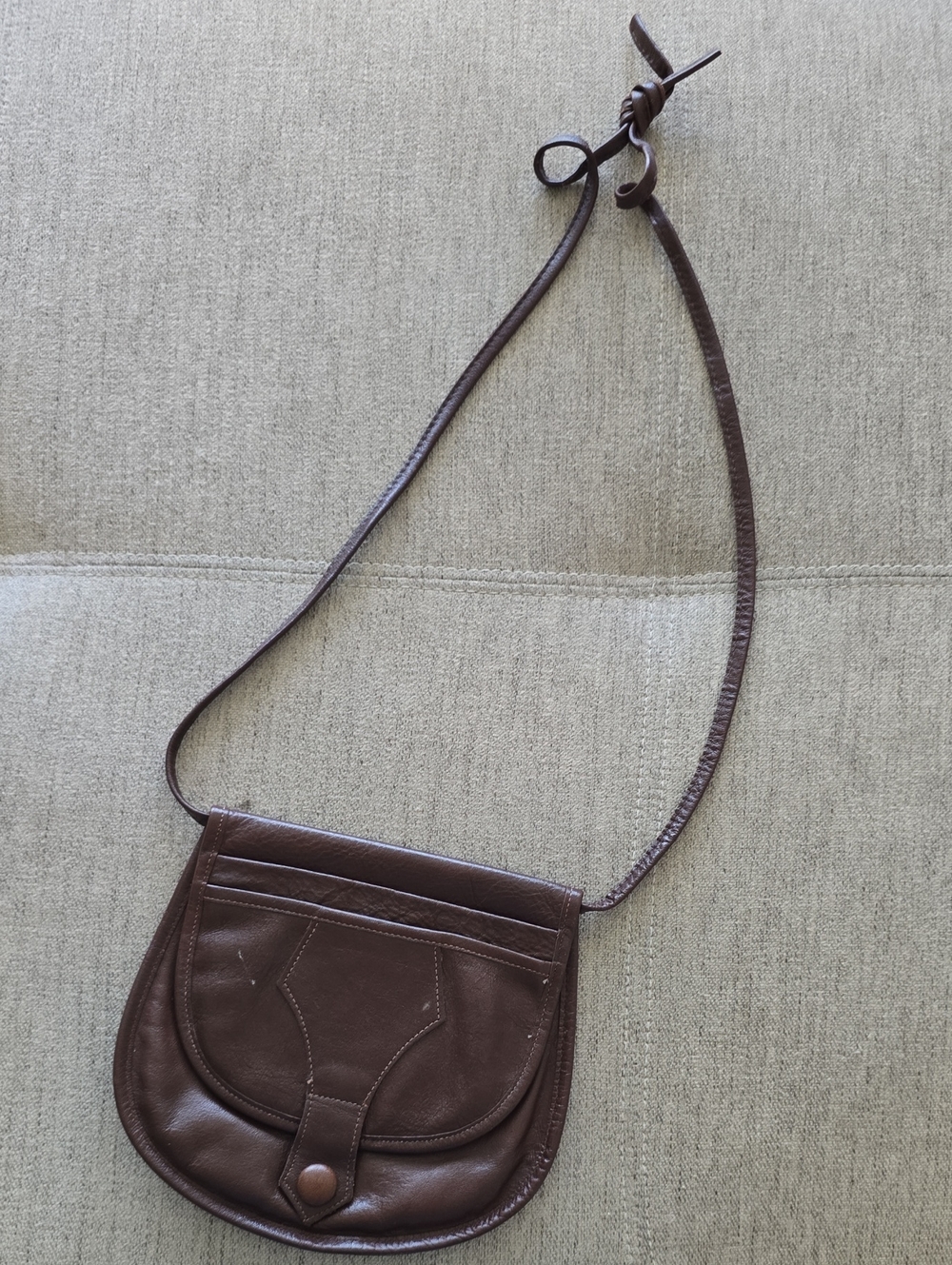 Classic Vintage Brown Leather Crossbody Bag